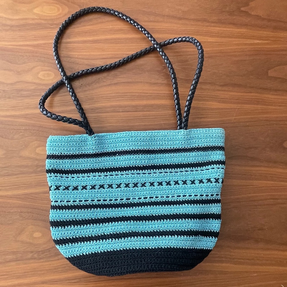 Like New-Woven Tote/Bag/Purse